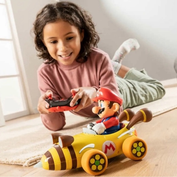 New in box by Carrera Mario Kart Bumble V RC Mario and Yoshi set ready to run! - Picture 8 of 12